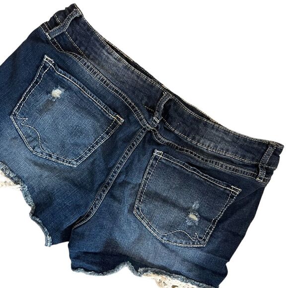 Dark Denim Distressed Crochet Bottom Denim Jean Short 12 - Picture 5 of 9